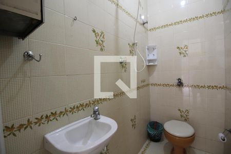 Casa à venda com 360m², 6 quartos e 3 vagasBanheiro de Serviço