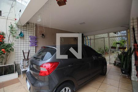 Casa à venda com 360m², 6 quartos e 3 vagasÁrea Externa - Garagem