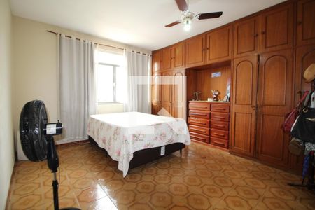 Casa à venda com 360m², 6 quartos e 3 vagasQuarto 4 - Suíte