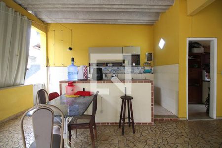 Casa à venda com 360m², 6 quartos e 3 vagasCozinha 2