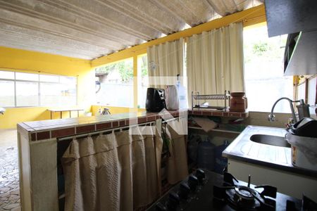 Casa à venda com 360m², 6 quartos e 3 vagasCozinha 2