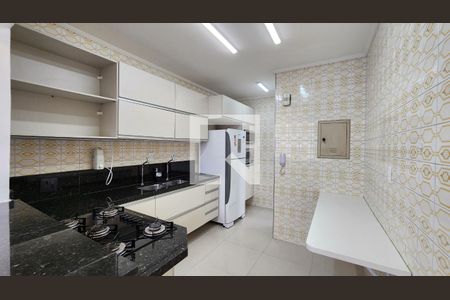 Cozinha de apartamento para alugar com 1 quarto, 70m² em Boqueirão, Santos