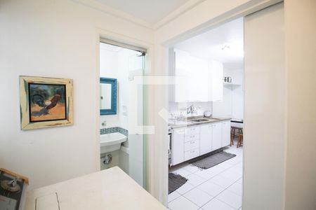 Apartamento para alugar com 105m², 2 quartos e 1 vagaÁrea de Serviço