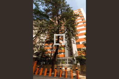 Apartamento para alugar com 105m², 2 quartos e 1 vagaFachada