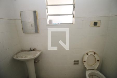 Apartamento para alugar com 65m², 2 quartos e sem vagaBanheiro