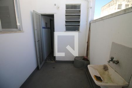 Apartamento para alugar com 65m², 2 quartos e sem vagaÁrea de Serviço