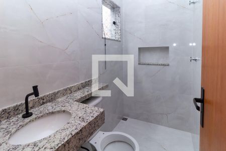 Casa à venda com 105m², 3 quartos e 2 vagas Casa à venda com 105m², 3 quartos e 2 vagasBanheiro da Suíte