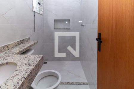 Casa à venda com 105m², 3 quartos e 2 vagas Casa à venda com 105m², 3 quartos e 2 vagasBanheiro da Suíte