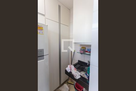 Apartamento à venda com 220m², 3 quartos e 2 vagasÁrea de Serviço 1