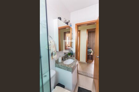 Apartamento à venda com 220m², 3 quartos e 2 vagasBanheiro Social