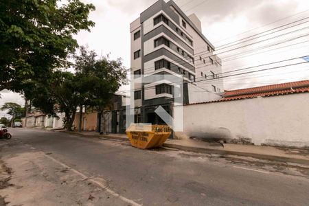 Fachada de apartamento para alugar com 3 quartos, 76m² em Planalto, Belo Horizonte