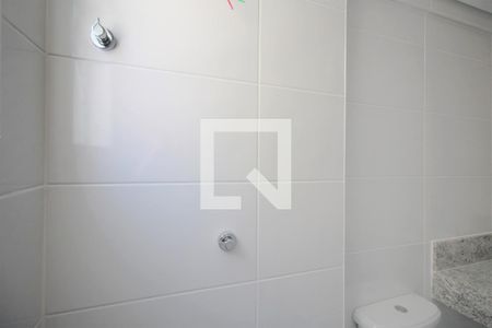 Apartamento à venda com 84m², 2 quartos e 2 vagasBanheiro da Suíte 2