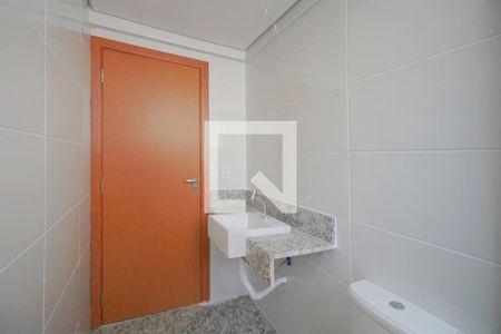 Apartamento à venda com 84m², 2 quartos e 2 vagasBanheiro da Suíte 1