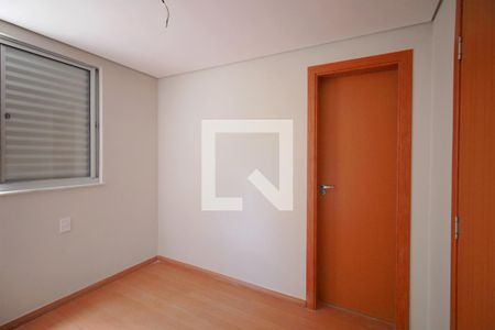 Apartamento à venda com 84m², 2 quartos e 2 vagasSuíte 2