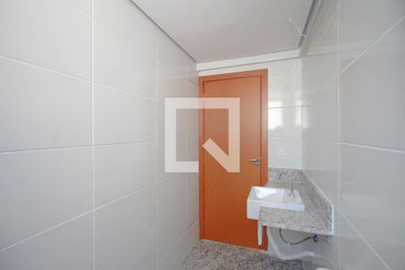Apartamento à venda com 84m², 2 quartos e 2 vagasBanheiro da Suíte 1
