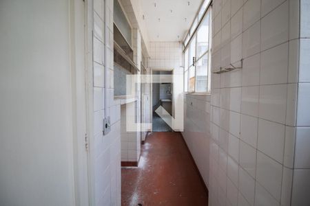 Apartamento à venda com 220m², 4 quartos e 1 vaga Apartamento à venda com 220m², 4 quartos e 1 vagaÁrea de Serviço