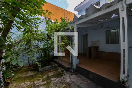 Quintal  de casa para alugar com 3 quartos, 201m² em Jardim Guarulhos, Guarulhos