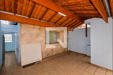 Garagem de casa para alugar com 3 quartos, 201m² em Jardim Guarulhos, Guarulhos
