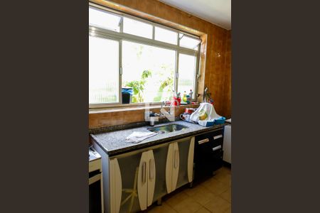 Casa à venda com 136m², 3 quartos e 2 vagasCozinha