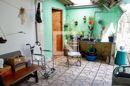 Casa à venda com 136m², 3 quartos e 2 vagasLavanderia