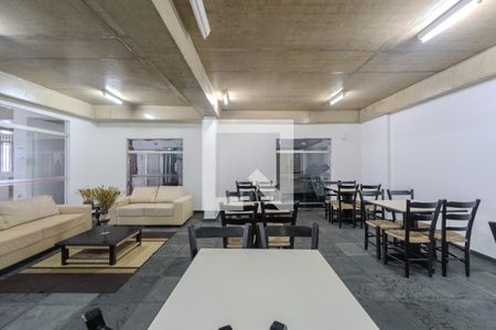 Apartamento para alugar com 48m², 2 quartos e 1 vaga Apartamento para alugar com 48m², 2 quartos e 1 vagaÁrea comum - Salão de festas