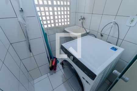 Apartamento para alugar com 48m², 2 quartos e 1 vaga Apartamento para alugar com 48m², 2 quartos e 1 vagaCozinha e Área de Serviço