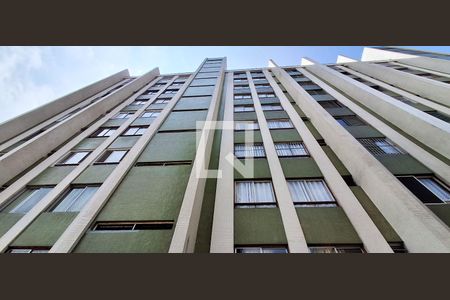 Apartamento à venda com 69m², 2 quartos e 1 vagaÁrea comum