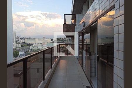 Apartamento à venda com 500m², 5 quartos e 5 vagasÁrea Externa