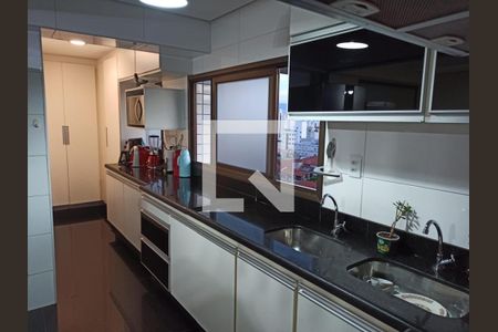 Apartamento à venda com 500m², 5 quartos e 5 vagasCozinha