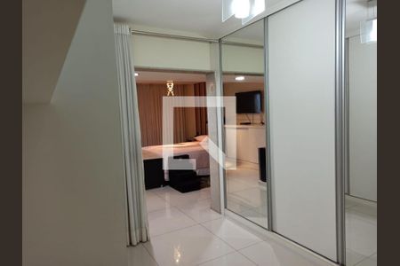 Apartamento à venda com 500m², 5 quartos e 5 vagasQuarto