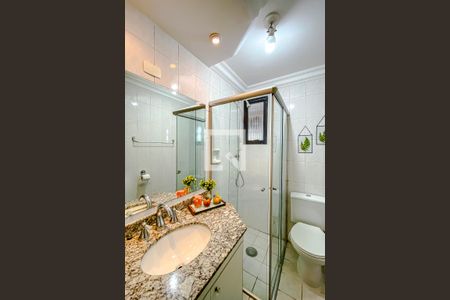 Apartamento à venda com 70m², 3 quartos e 2 vagasBanheiro