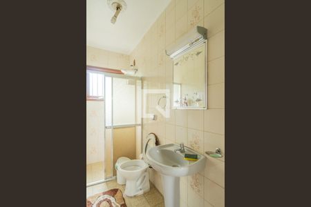 Casa à venda com 362m², 4 quartos e 2 vagasBanheiro Social 2