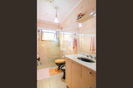 Casa à venda com 362m², 4 quartos e 2 vagasBanheiro Social 1