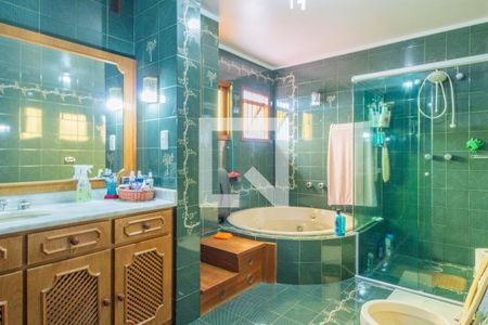 Casa à venda com 362m², 4 quartos e 2 vagasBanheiro da Suíte