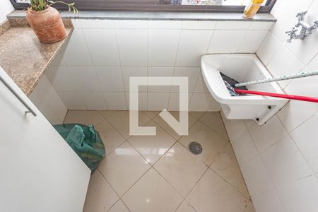 Apartamento à venda com 63m², 2 quartos e 1 vaga Apartamento à venda com 63m², 2 quartos e 1 vagaÁrea de Serviço