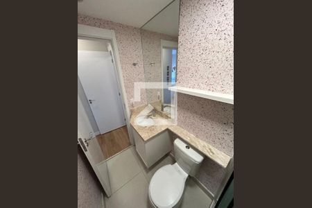 Apartamento à venda com 67m², 2 quartos e 1 vagaBanheiro da Suíte