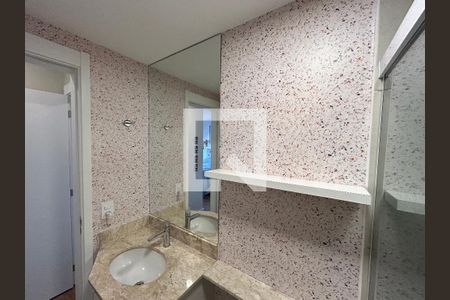 Apartamento à venda com 67m², 2 quartos e 1 vagaBanheiro da Suíte