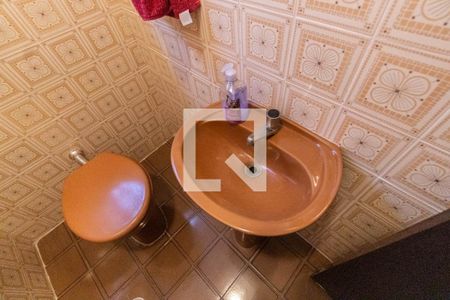 Casa à venda com 150m², 3 quartos e 2 vagas Casa à venda com 150m², 3 quartos e 2 vagasLavabo