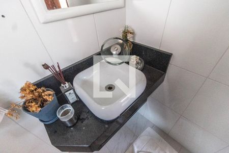 Casa à venda com 150m², 3 quartos e 2 vagas Casa à venda com 150m², 3 quartos e 2 vagasSuíte