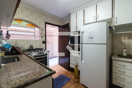 Casa à venda com 150m², 3 quartos e 2 vagas Casa à venda com 150m², 3 quartos e 2 vagasCozinha