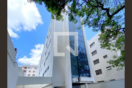 Apartamento à venda com 164m², 2 quartos e 2 vagas Apartamento à venda com 164m², 2 quartos e 2 vagasFachada