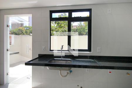 Apartamento à venda com 164m², 2 quartos e 2 vagasCozinha