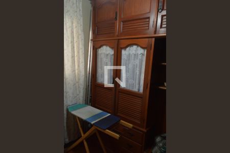 Casa de condomínio à venda com 141m², 4 quartos e 2 vagas Casa de condomínio à venda com 141m², 4 quartos e 2 vagasQuarto de Serviço