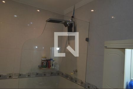 Casa de condomínio à venda com 141m², 4 quartos e 2 vagas Casa de condomínio à venda com 141m², 4 quartos e 2 vagasBanheiro da Suíte