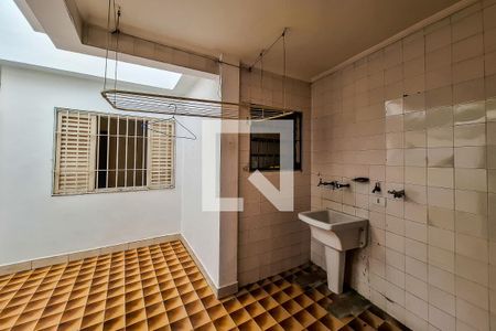 Casa à venda com 200m², 3 quartos e 3 vagasÁrea de Serviço