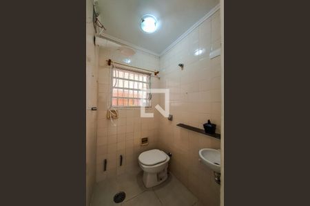 Casa à venda com 200m², 3 quartos e 3 vagasBanheiro 1