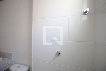 Apartamento à venda com 65m², 2 quartos e 2 vagasBanheiro da Suíte 1