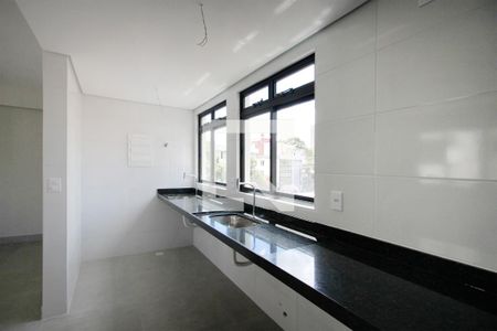 Apartamento à venda com 65m², 2 quartos e 2 vagasCozinha