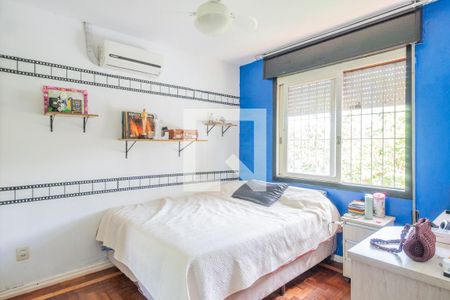 Casa à venda com 179m², 5 quartos e 3 vagas Casa à venda com 179m², 5 quartos e 3 vagasQuarto 3