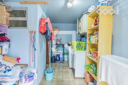 Casa à venda com 179m², 5 quartos e 3 vagas Casa à venda com 179m², 5 quartos e 3 vagasÁrea de Serviço